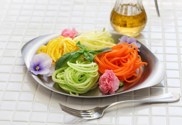 減醣起初瘦很快，不久後就進入停滯期、體重下不去？營養師：3方法突破減肥卡關