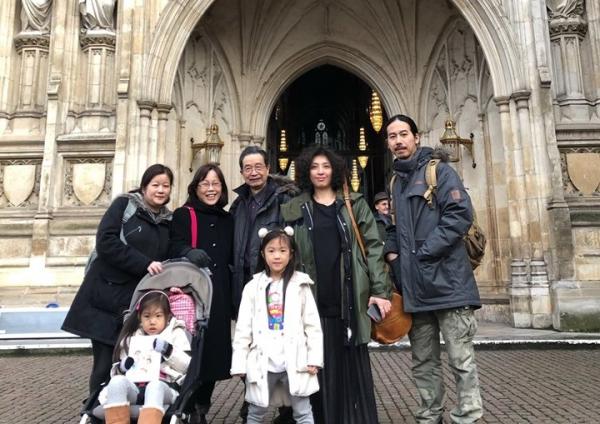 新時代阿嬤的智慧！廖玉蕙：祖父母徹底退位，「被動」幫忙就好