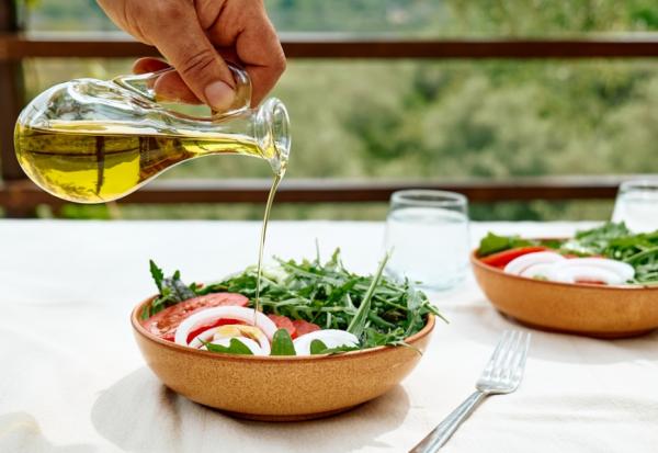 受用一生的類生酮飲食法！方俊凱醫師：10多種好油輪流吃，改善慢性發炎、防失智與冠心病