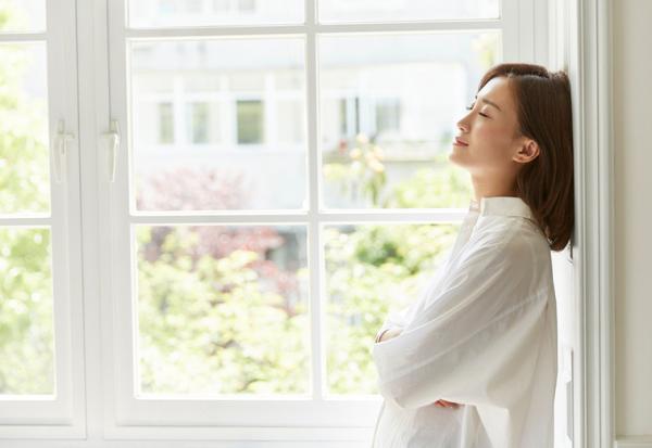 癌末奶奶仍面帶微笑的啟示！諮商心理師胡展皓：生命很多問題無法解決，如何可以不受苦？