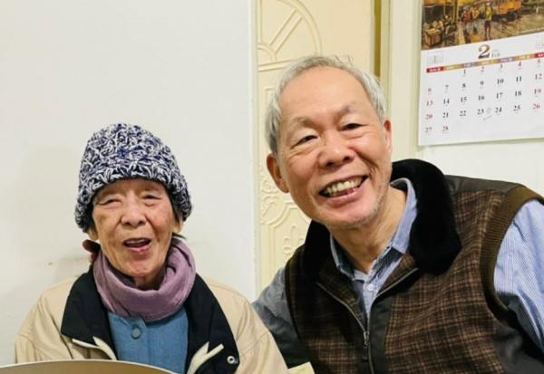 74歲還要賺錢、照顧沒血緣96歲媽媽，其實很幸運！葉桑：有母親每天陪我，有喜歡的事可投入，夕陽無限好