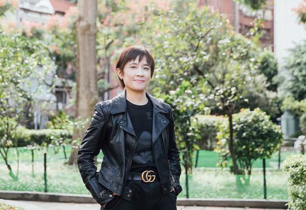 如何在任何年紀都漂亮？前《ELLE》總編輯盧淑芬：身心平衡才會美，幸福是不退流行的時髦