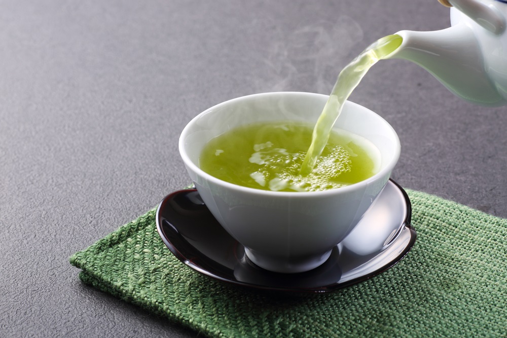 好精神與茶有關！99歲中醫的脾胃養生法：早上綠茶，午晚喝什麼？
