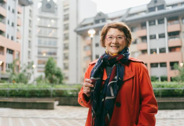 我還有自己的生活要過！薇薇夫人：若年輕女孩是珍珠，熟女更要活成祖母綠，比一比價值