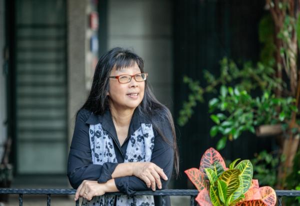 曾任外商人資主管，50歲辭職重回校園、當心理諮商師！酒小萍：找回生活主控權，是最快樂的事！