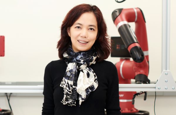 李飛飛首本回憶錄《AI科學家李飛飛的視界之旅》12月即將出版 2023年必讀AI著作！