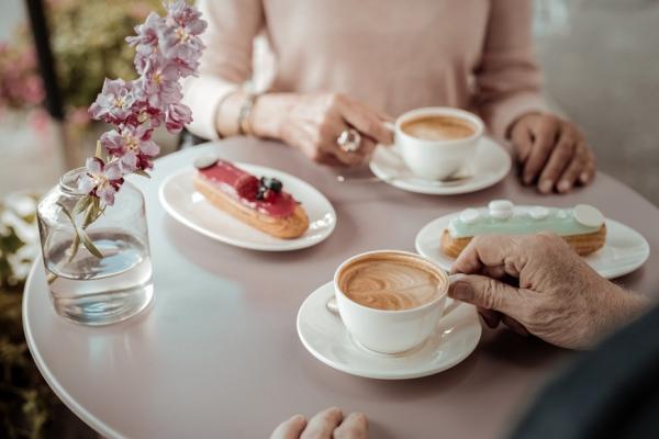 父母情緒不成熟難相處？心理師：掌握3方法，輕鬆互動還能做自己