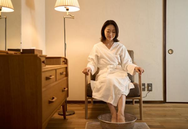 泡腳、午睡可以強身！老中醫楊力：何時做這2件事，補氣養神效果最佳？