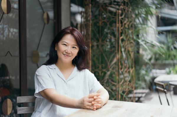 每天給自己一杯紅白酒與美好晚餐！韓良憶：正因人生無常，「日常」才更可貴