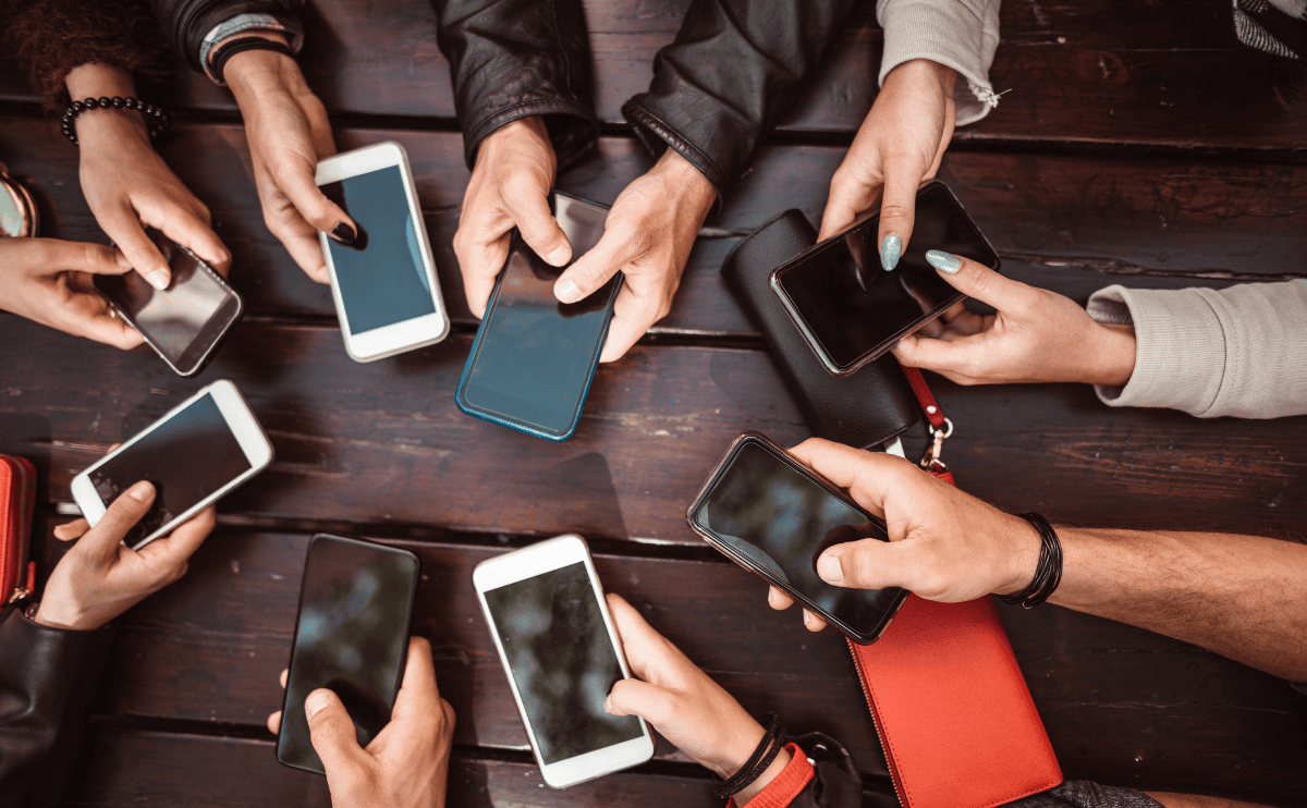 AI讓創作門檻降低，打破書籍、電影與創作形式的邊界，未來每個人都能成為自媒體｜《2050科技與商業藍圖》