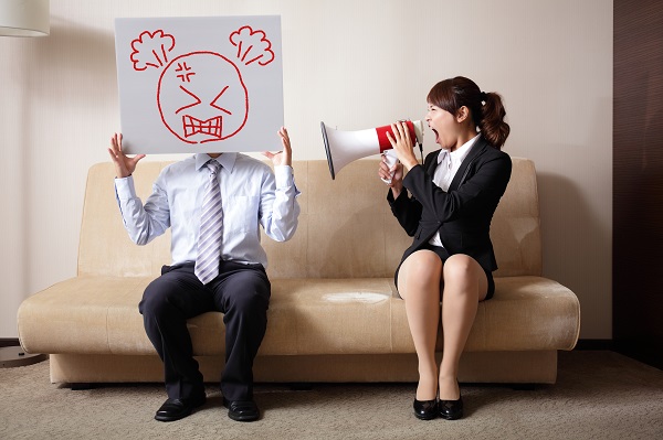 和伴侶爭執時，不要把對方的爸媽扯進來