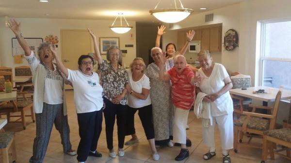 有玩又有學：美國EngAged社群，把退休公寓變成熱鬧的大學宿舍