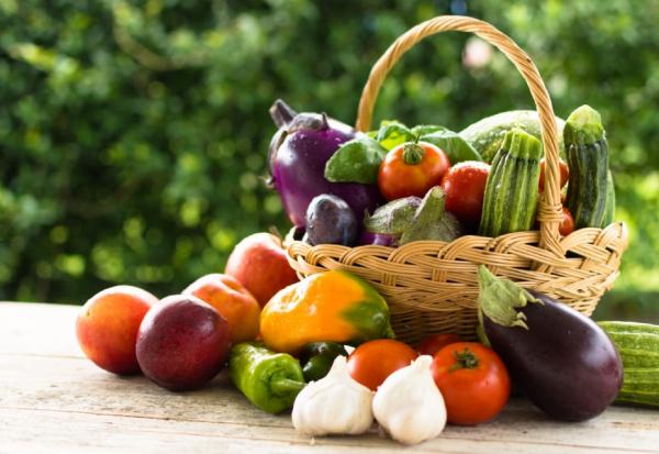 50後多吃紅、黃綠、紫色蔬果，對眼睛和皮膚好！抗老化力最高的9種蔬菜