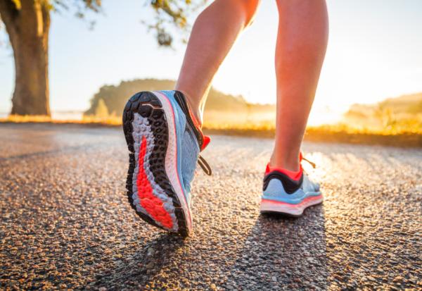 每週運動量多少才夠？10分鐘走路法：掌握343節奏快走，輕鬆達標