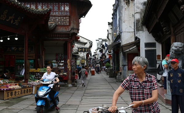 馬克思下的中國，共產主義價值是否動搖？