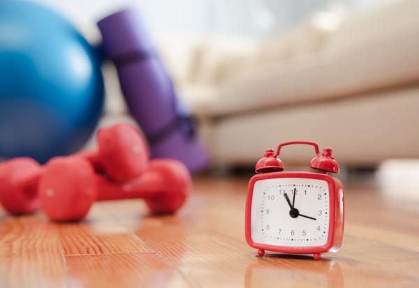 每小時運動一分鐘有4大好處！大腦訓練專家：減少雜念，做回身體與情緒的主人