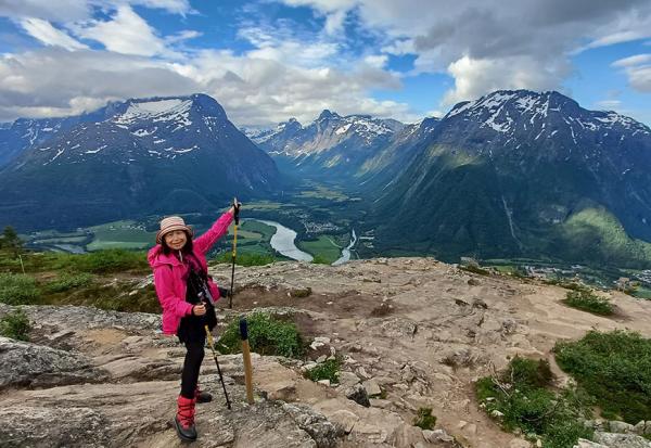 公公退休3年癌逝，弟55歲心臟病驟逝！Anita一人遊世界：別活成「來不及享受」，當下就為自己出發