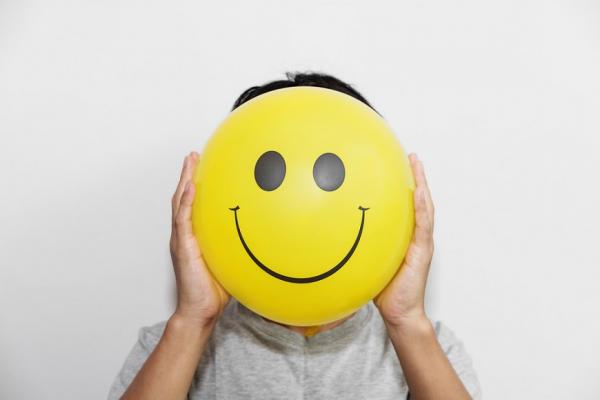 好心情來自內分泌！6個生活習慣，幫腦增加3種「幸福荷爾蒙」