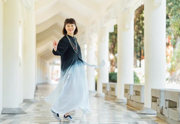 50後要像一杯沉澱的水，幸福不外求！京劇天后魏海敏：世間沒有圓滿，懂得獨處才能自我圓滿