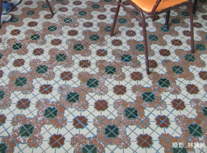 【林黛羚專欄：熟齡居家改造】家有失智長者，這3種地板花色不要用