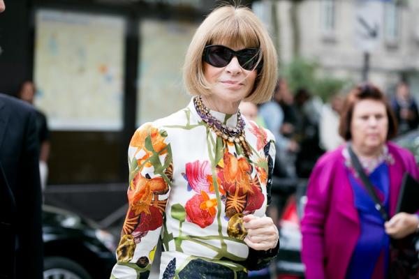 如何穿出熟女的幹練，又不失女人味？跟71歲「時尚惡魔」Anna Wintour學穿搭