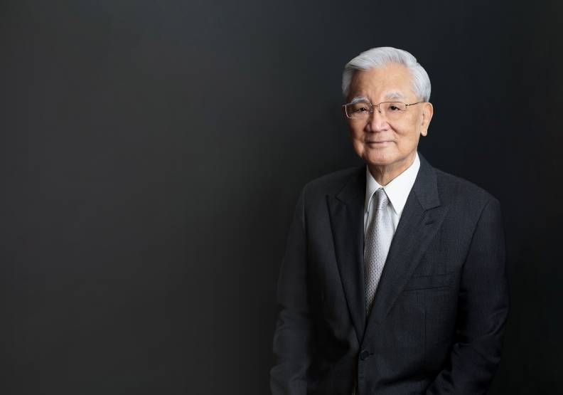 前副總統連戰回憶錄出版，回顧國共論壇、兩岸經貿文化論壇的歷史定位及貢獻