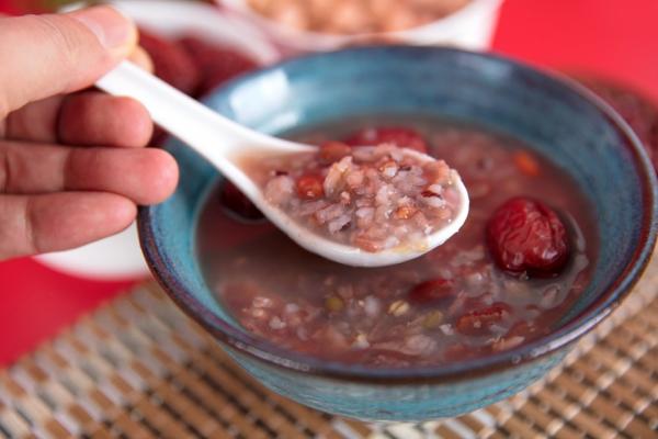 心情差，其實很傷肝！沈氏中醫：「喝茶吃粥」養肝法，安神好睡