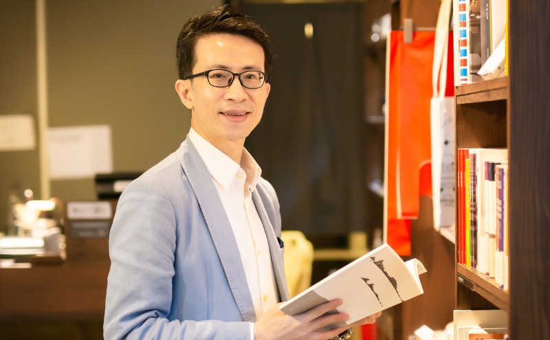 愛瑞克《命定之書》54句人生金句：用閱讀照亮人生，找到你心中的那本改變人生的書