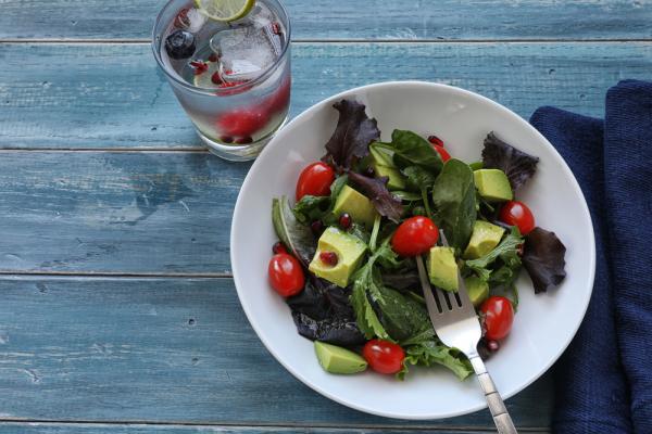 讓身心更健康的3個「微習慣」鍛鍊：生食、運動、冷水澡