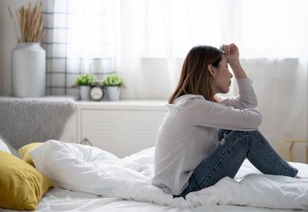 斷開不適合的另一半，心裡卻還有氣！心理師：離婚後如何調適心情，找回自己的名字？ 