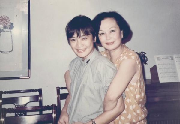 一道宮保雞丁改變張艾嘉對孝順的定義！71歲女兒如何陪97歲母親「違反規則」，快樂頑皮老去？