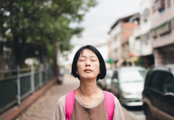 如何知道自己免疫力不夠？出現這2個以上的徵兆，要對自己好一點了 