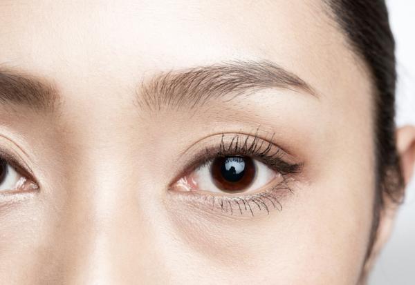 近四成50歲以上民眾有眼睛乾澀困擾！如何解決年齡造成的眼睛不適？必知生活對策