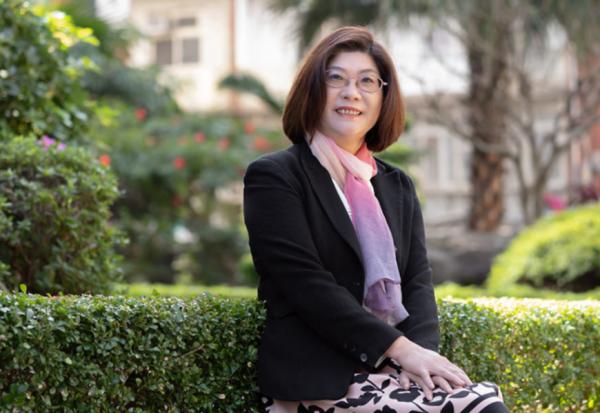 通膨10年後每月支出至少多1萬元！退休老師：如何用定期定額賺夠退休金？