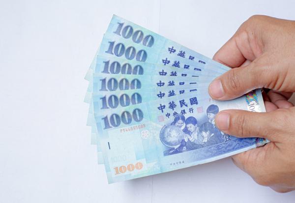 普發6000元怎麼領？5種管道及應備證件一次看懂！直接入帳的400萬人中有你嗎？