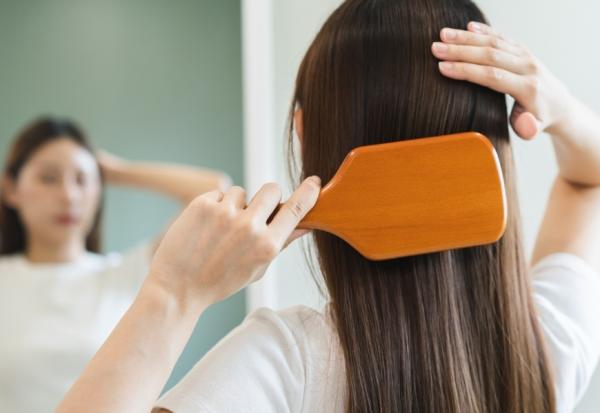 養分不足造成的掉髮還有救！營養師親身實踐的養髮飲食，讓頭髮長回來