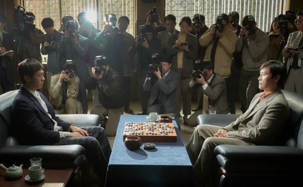 Netflix熱播劇《終極對弈》真實事件曝光！《突圍思考》曹薰鉉親自剖析與李昌鎬的師徒世紀對弈