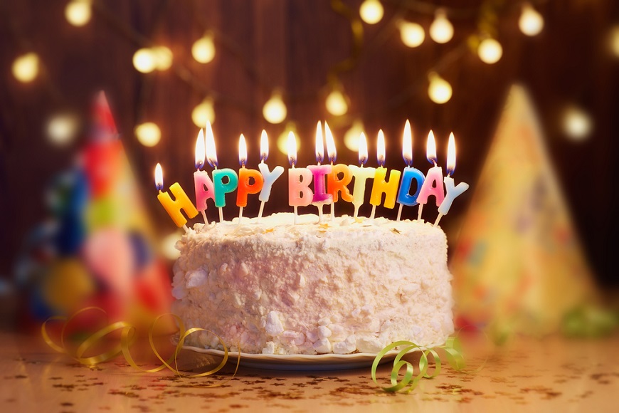 【丁菱娟專欄】50後生日更要慶祝！人生辛苦，那就為自己舉杯
