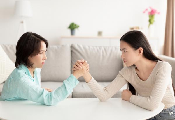 為何婆媳問題總似曾相似？德州媽媽：嫁給一個人不是嫁給一家人，尊重他人的界線才能相安無事