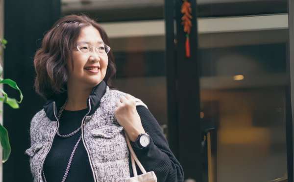 知名作家丘美珍談新書《工作媽媽學會的事》：全職媽媽如何重返職場、找回財務自主？