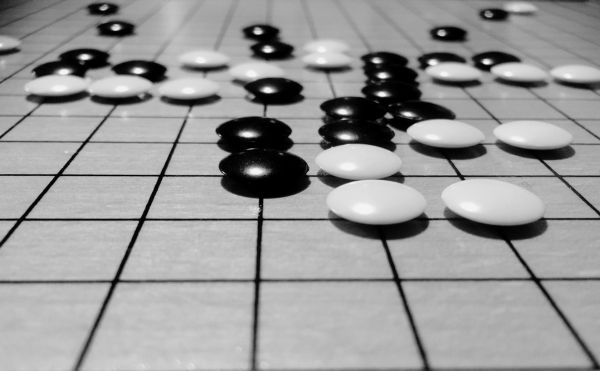 韓國「圍棋皇帝」曹薰鉉：在勝負的世界裡，每天都要痛徹心扉地覆盤！｜《突圍思考》
