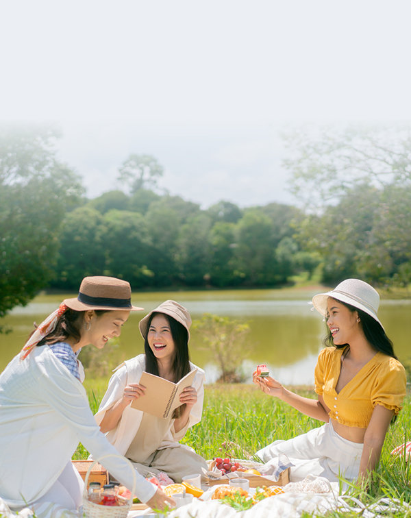 共居、共乘、共餐、共學