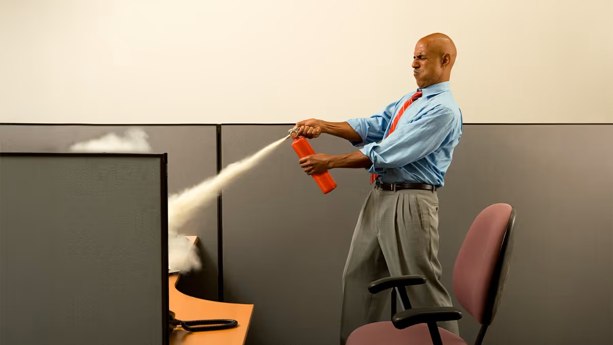 員工的好點子為何難見光？揭開中階主管扼殺創新的真相