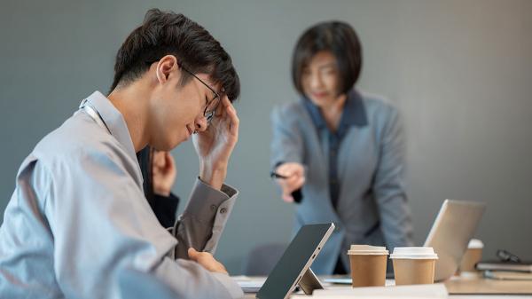 同事愛抱怨，職場文化中毒？簡單三步，教你反制「牢騷魔人」