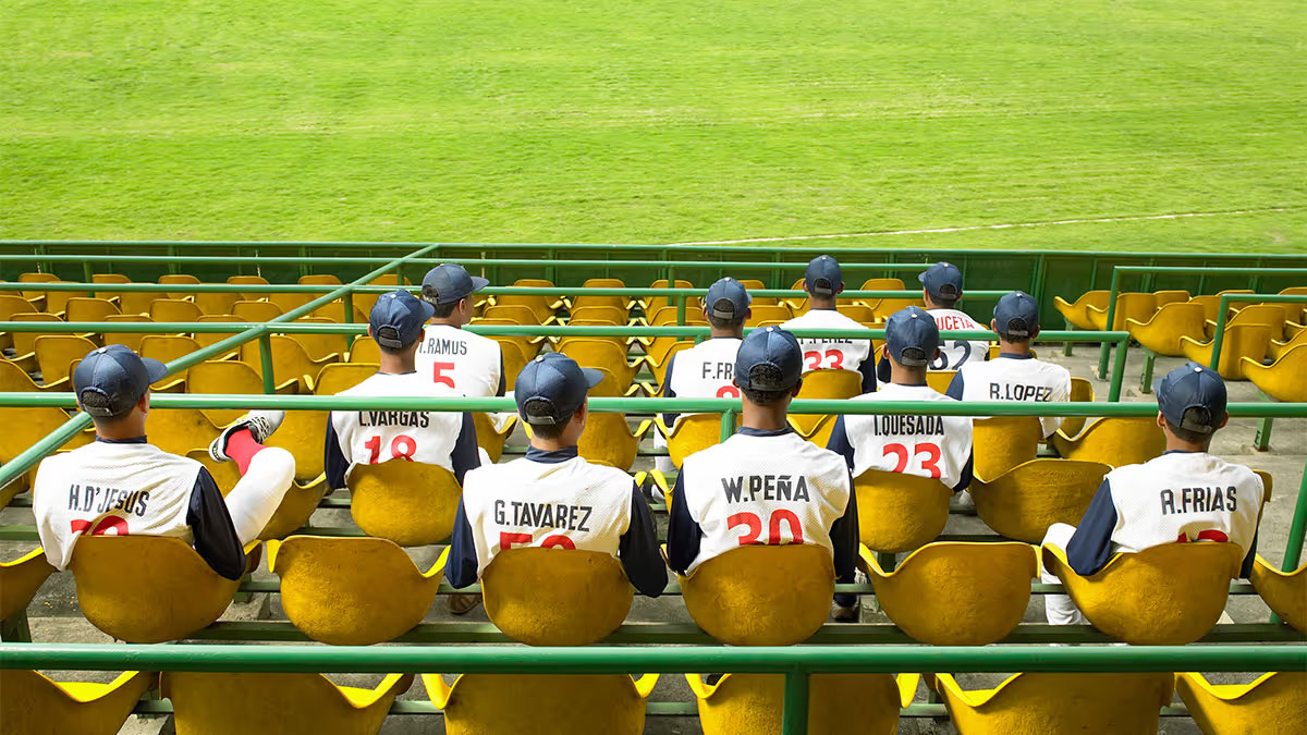 擔當砥柱，中階主管領軍強渡「決策真空期」