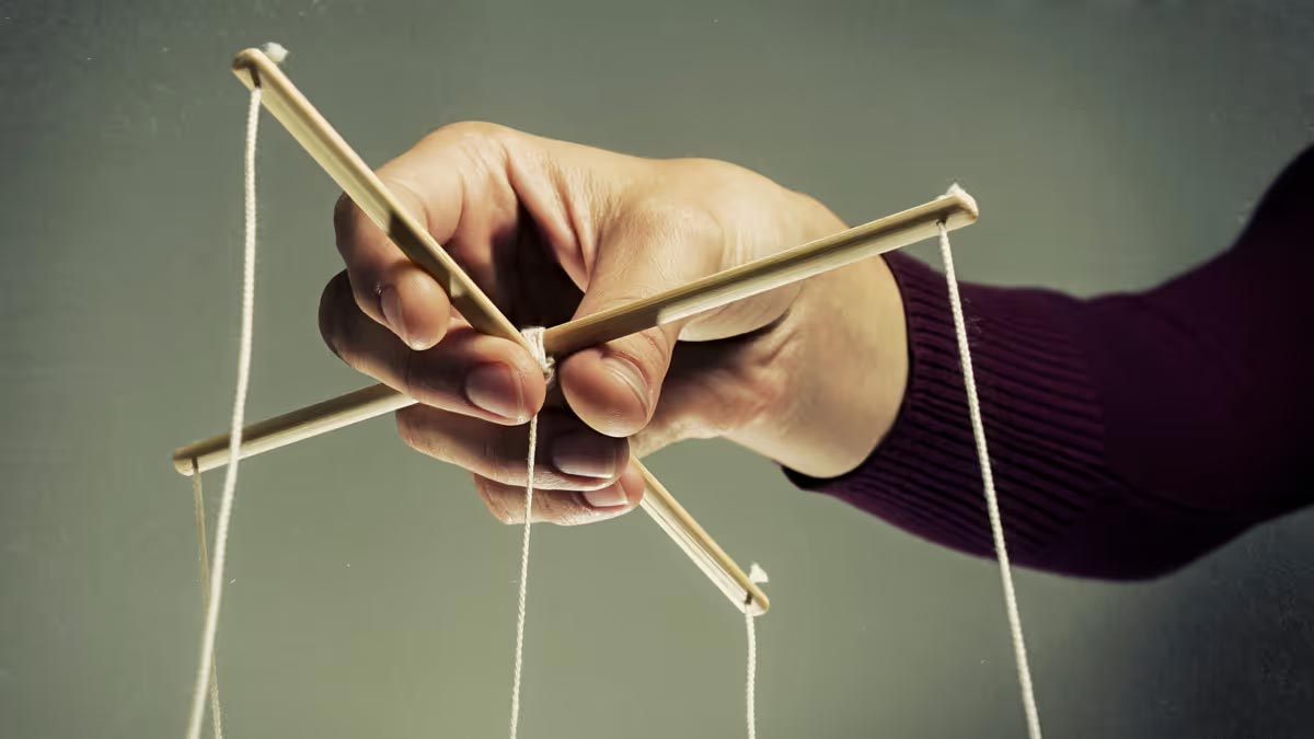 「放手或緊盯」只能二選一?如何建立剛剛好的專案掌握度?