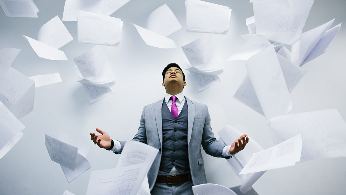 會做事，位子就是你的？用「批判性思考」突破執行者思維