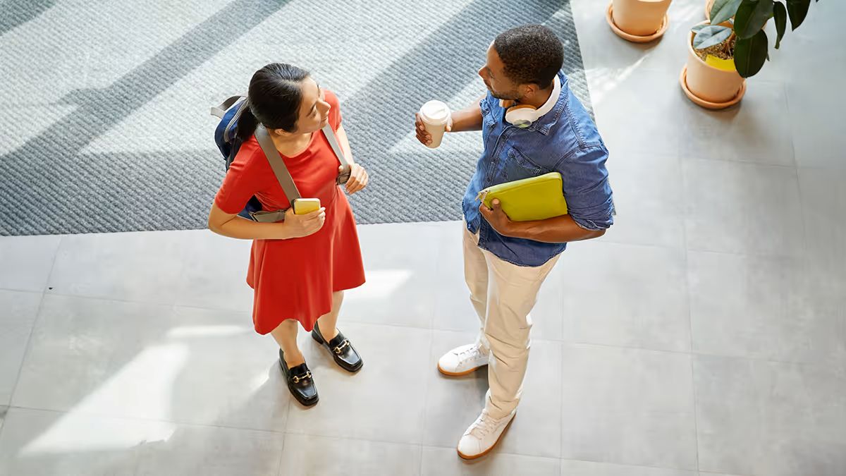 談錢一定傷感情？同事當好友，幸福感、績效左右更逢源