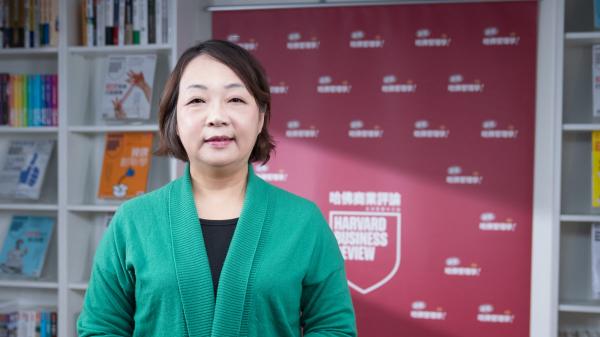 49歲被迫退休！嫺人走出不敢花錢的恐懼，保證有錢到老後