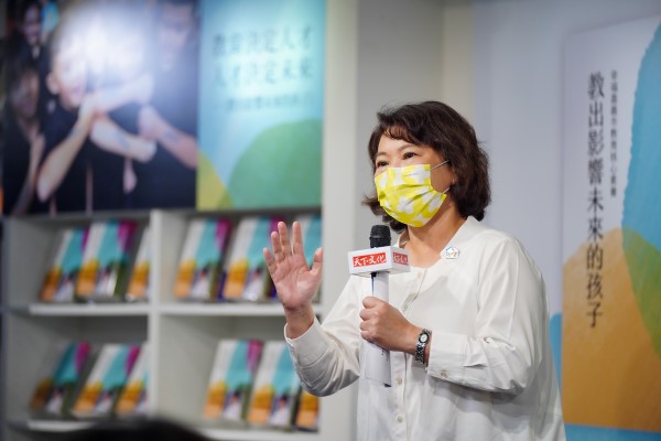 堅信教育力量，嘉義市《教出影響未來的孩子》新書發表會，展示嘉義市的人文素養精神，發揮一校一特色亮點